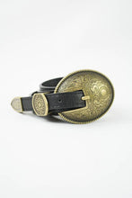 Load image into Gallery viewer, Oval Embossed Vintage Buckle Belt ðŸ¤
