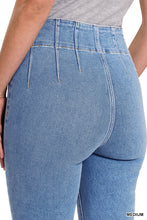 Load image into Gallery viewer, Pintuck Detailed Waist Flare Denim Pants