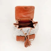 Load image into Gallery viewer, Jerona Medium Backpack