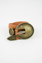 Load image into Gallery viewer, Oval Embossed Vintage Buckle Belt ðŸ¤