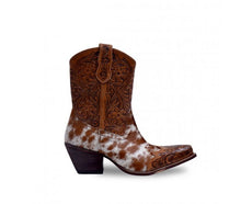 Load image into Gallery viewer, Kelsey Anne Leather Boots