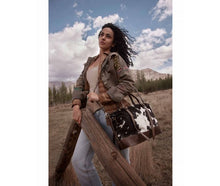 Load image into Gallery viewer, Crawford Canyon Large Shoulder Hand Bag
