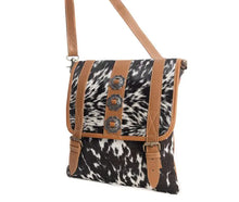 Load image into Gallery viewer, Cholla Canyon Leather & Hairon bag