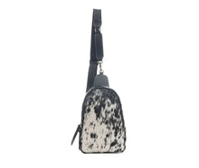 Load image into Gallery viewer, Marlon Mesa Sling Bag