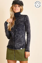 Load image into Gallery viewer, Organic Mineral Washed Turtle Neck
