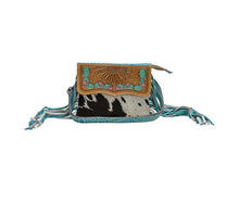 Load image into Gallery viewer, Leivitate Hand-Tooled Bag
