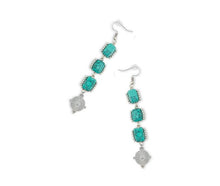 Load image into Gallery viewer, Rustic Refinement Earrings
