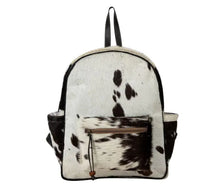 Load image into Gallery viewer, Stratford Trail Concealed-Carry Bag in Black
