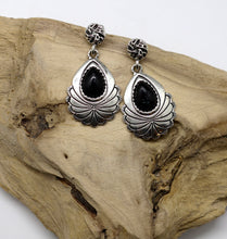 Load image into Gallery viewer, Western Style Floral Dangle Earrings
