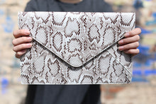 Load image into Gallery viewer, Faux Snakeskin Flat Clutch
