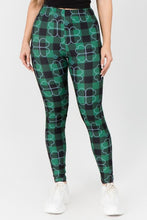 Load image into Gallery viewer, Plaid Clover Print Leggings
