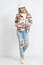 Load image into Gallery viewer, Light Weight Aztec Pattern Jacket
