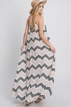 Load image into Gallery viewer, Color Block Maxi Dress
