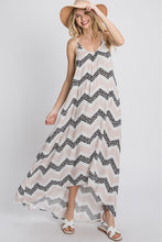 Load image into Gallery viewer, Color Block Maxi Dress
