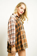 Load image into Gallery viewer, Multi Print Plaid Top
