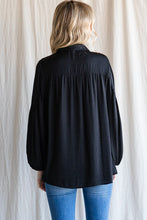 Load image into Gallery viewer, Dot Print Collared Double Self-Tie Top
