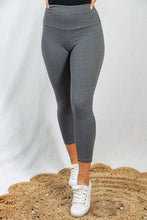 Load image into Gallery viewer, Ultra Wide Band Capri Leggings
