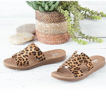 Load image into Gallery viewer, Bogalusa Sandals
