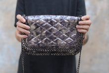 Load image into Gallery viewer, Chain Crossbody
