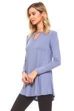 Load image into Gallery viewer, Long Sleeve Keyhole Tunic
