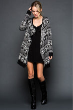 Load image into Gallery viewer, Tribal Print Cardigan
