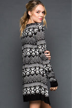 Load image into Gallery viewer, Tribal Print Cardigan
