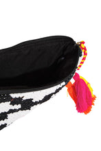 Load image into Gallery viewer, Pattern Tassel Cross Purse
