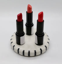 Load image into Gallery viewer, DoDo Girl Watershine Matt Lipstick
