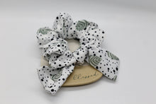 Load image into Gallery viewer, Hair Scrunchie With Tie
