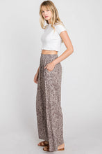 Load image into Gallery viewer, Floral Print Smocked Waist Wide Leg Pants
