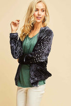 Load image into Gallery viewer, Crushed Velvet Jacket

