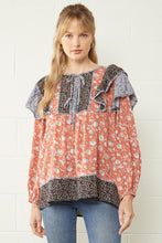 Load image into Gallery viewer, Floral Print Scoop-Neck Blouse
