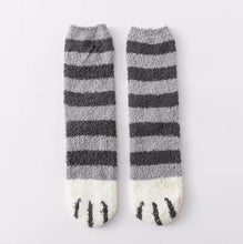 Load image into Gallery viewer, Paw Socks
