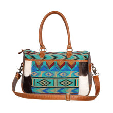 Load image into Gallery viewer, Foxy Messenger Bag
