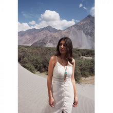 Load image into Gallery viewer, Skirtful Necklace
