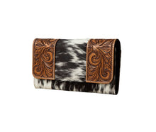 Load image into Gallery viewer, Classic Country Hand-Tooled Wallet
